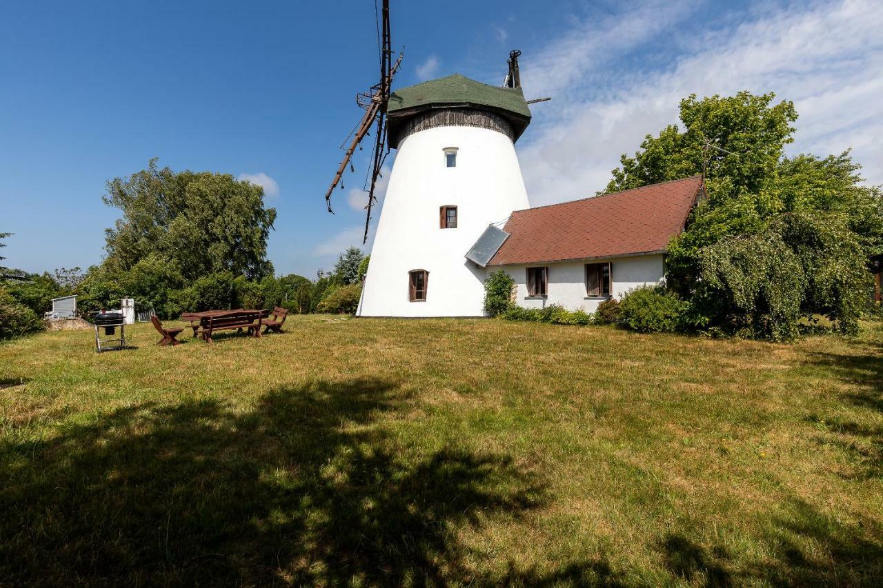 Windmill Vacation Home In Ledzin Near Baltic Sea Нехоже Экстерьер фото